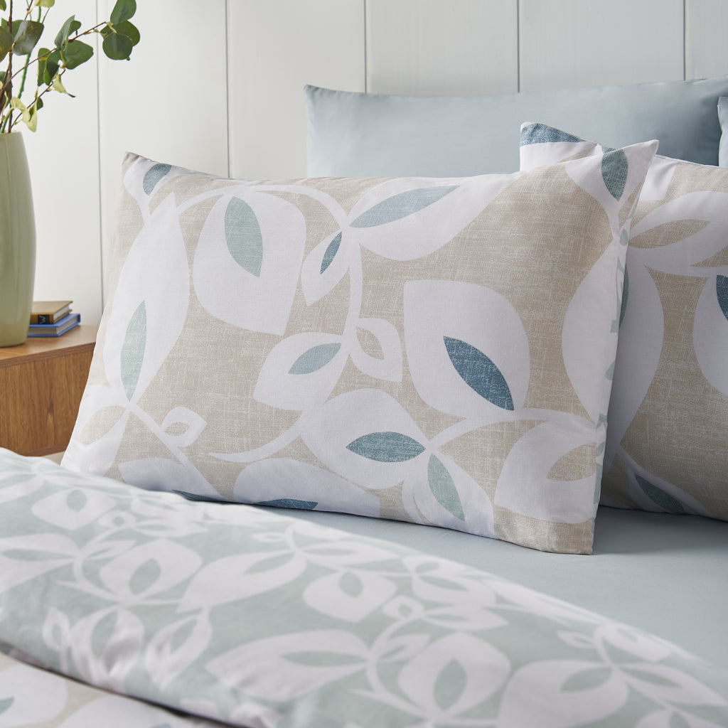 Catherine Lansfield Inga Leaf Natural Duvet Set