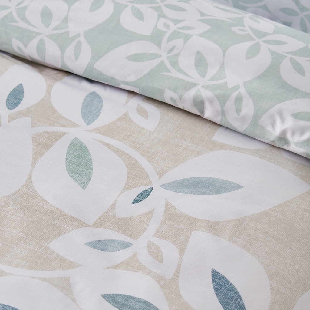Catherine Lansfield Inga Leaf Natural Duvet Set