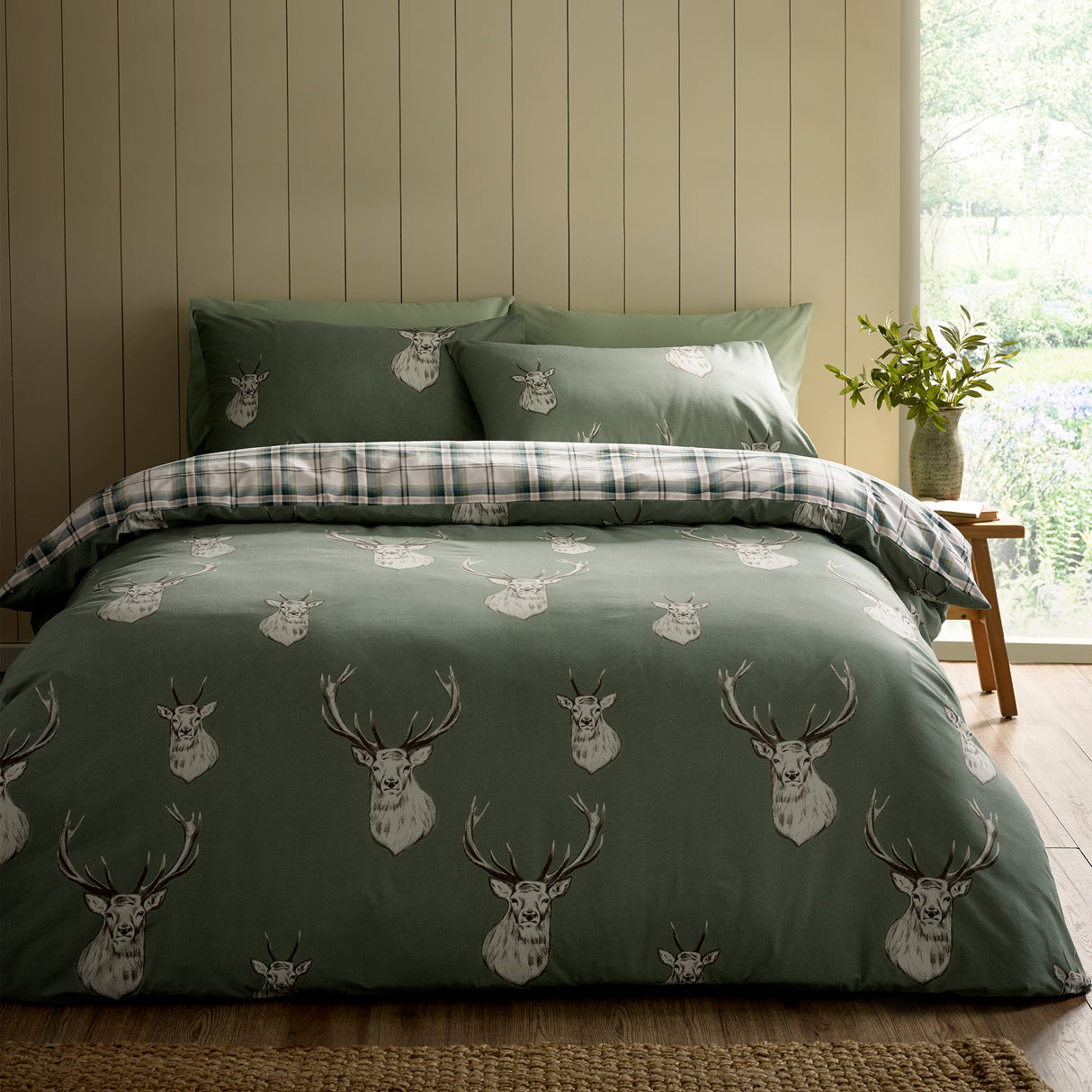 Catherine Lansfield Stag Duvet Set