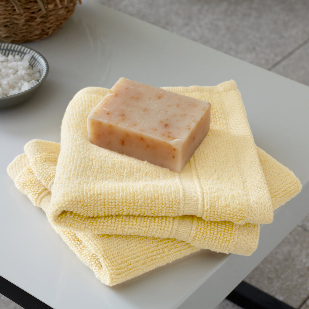 Catherine Lansfield Zero Twist 100% Cotton 450gsm Yellow Towels