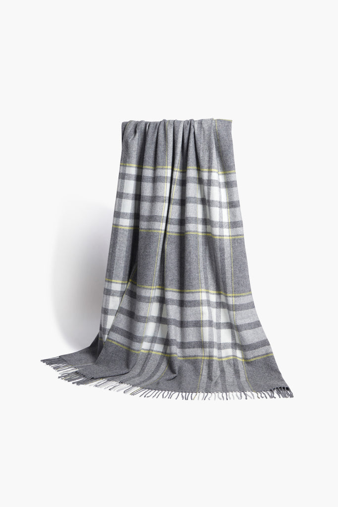 Foxford 4398/A1 Lambswool Liath Grey 140cm x 180cm Throw