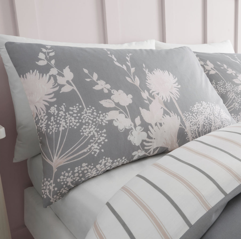 Catherine Lansfield Meadowsweet Floral Bedding