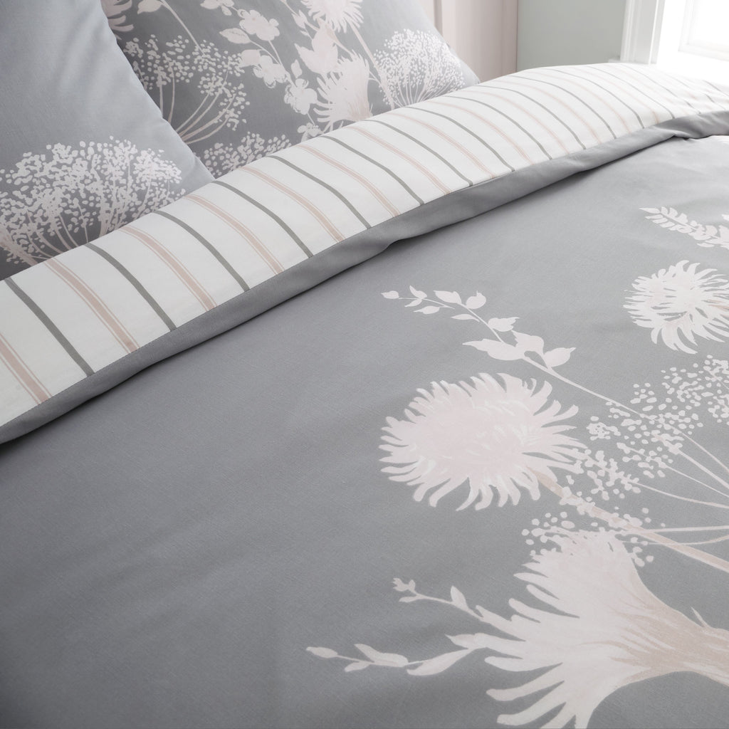 Catherine Lansfield Meadowsweet Floral Bedding