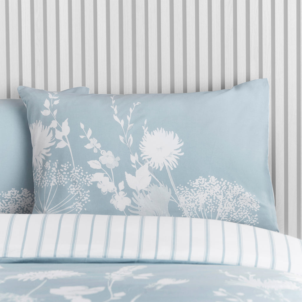 Catherine Lansfield Meadowsweet Floral Bedding