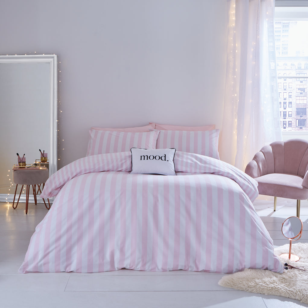 SASSY B_ Stripe Tease Duvet Set