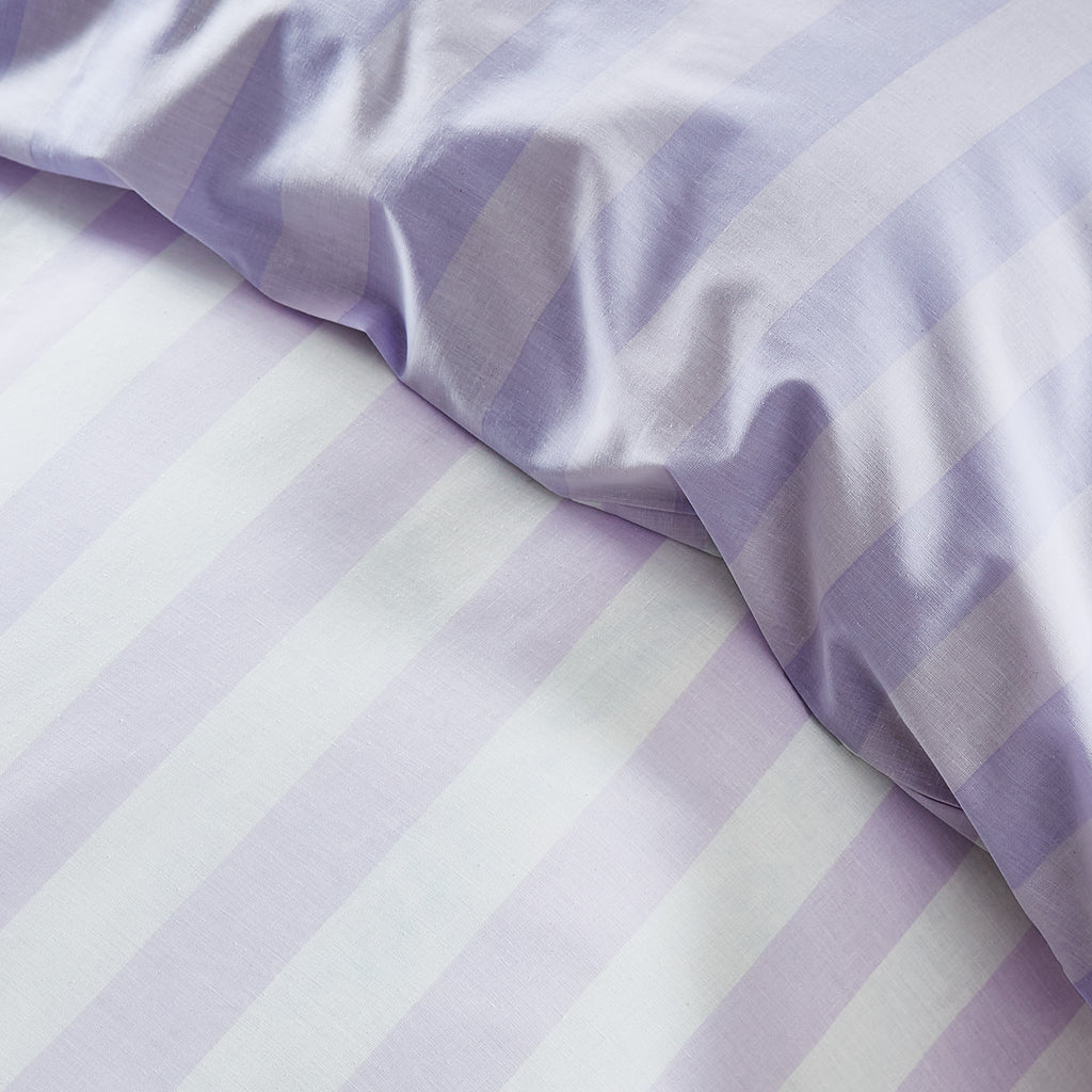 SASSY B_ Stripe Tease Duvet Set