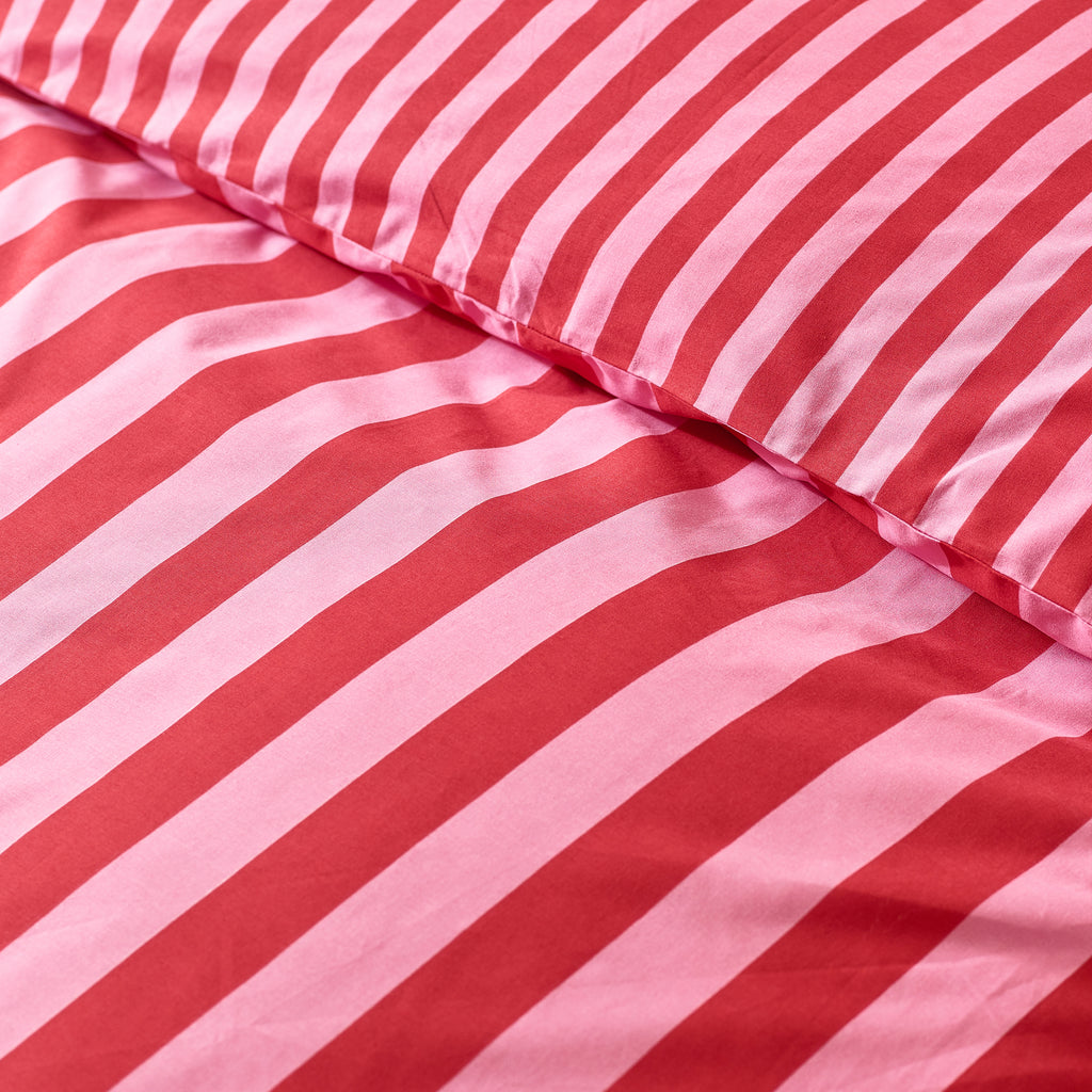 SASSY B_ Stripe Tease Duvet Set