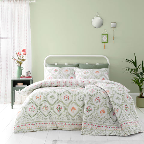Catherine Lansfield Cameo Floral Green Duvet Set