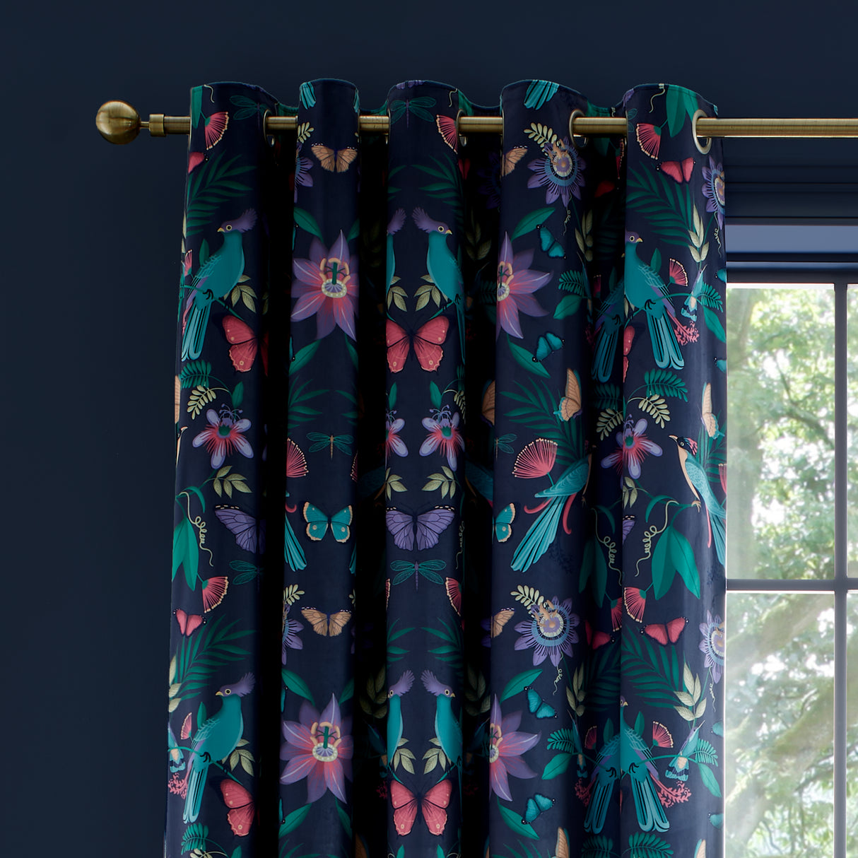 Catherine Lansfield Mya Tropical Birds Navy Eyelet Curtains