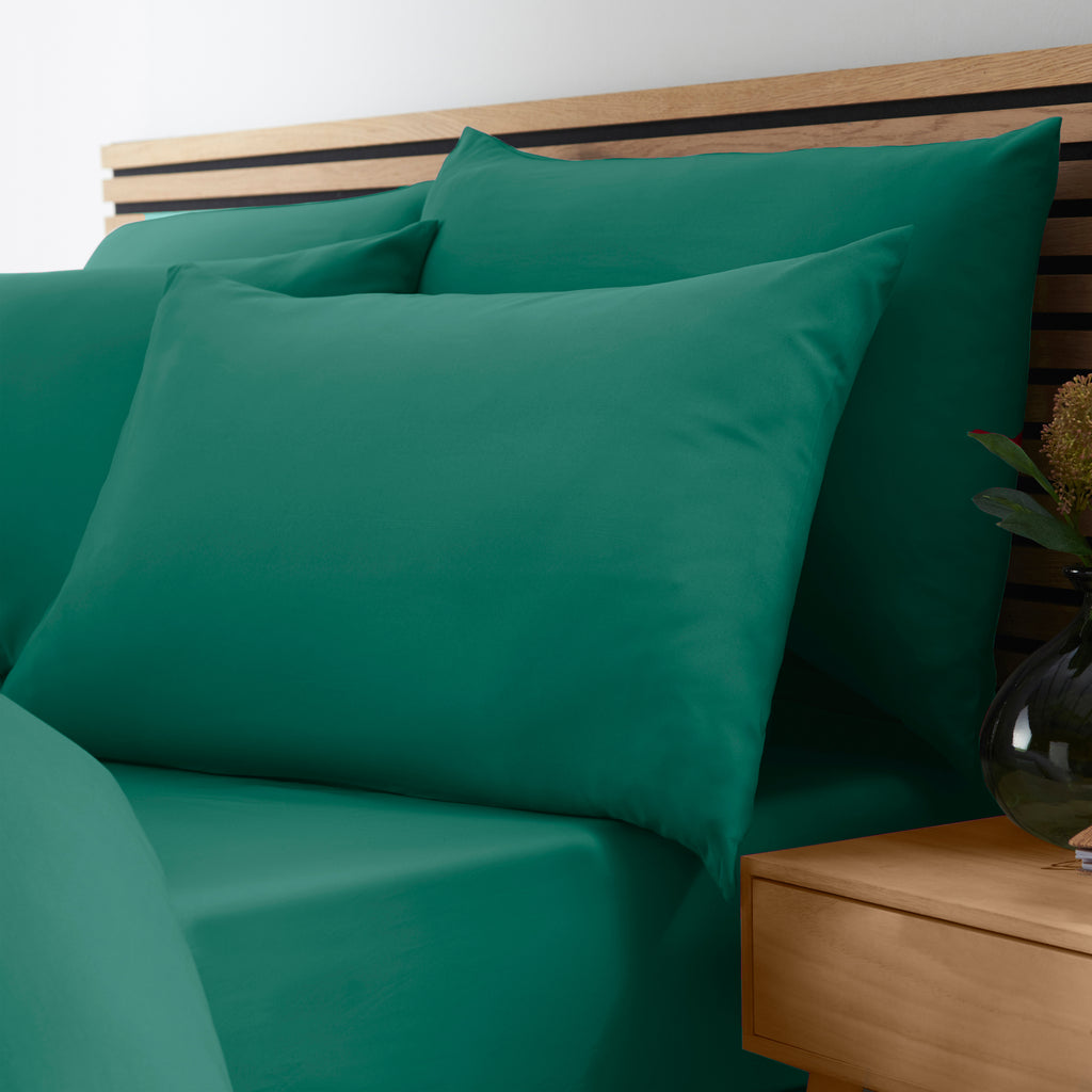 Catherine Lansfield So Soft Non-Iron Teal Sheets