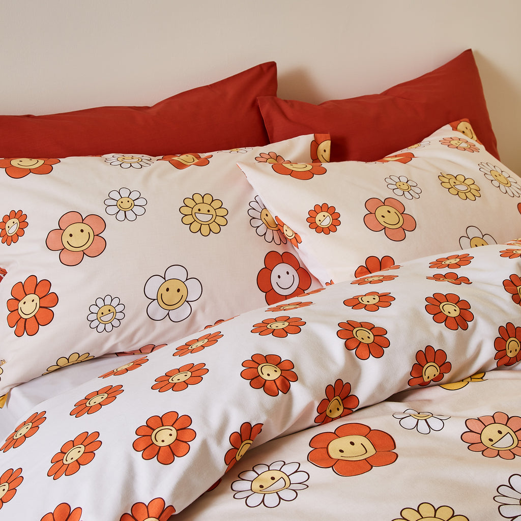 SASSY B_ Groovy Floral Natural Duvet Set