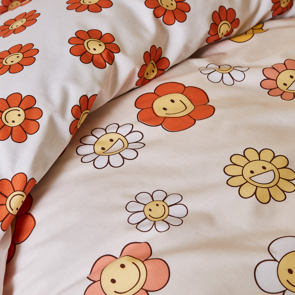 SASSY B_ Groovy Floral Natural Duvet Set