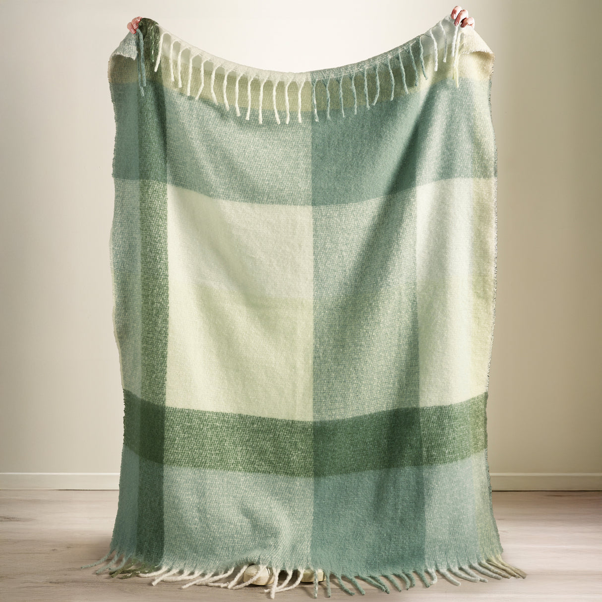 Catherine Lansfield Faux Mohair Check 130cm x 170cm Throws