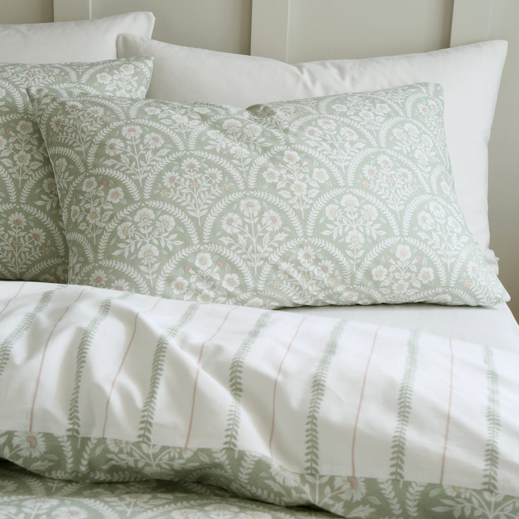 Bianca Scallop Floral Green Duvet Set