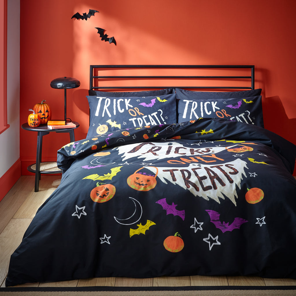Catherine Lansfield Halloween Trick or Treat Black Duvet Set