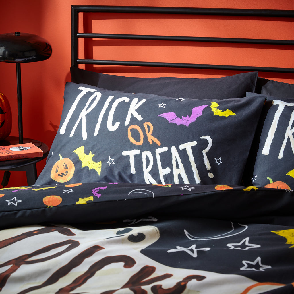 Catherine Lansfield Halloween Trick or Treat Black Duvet Set