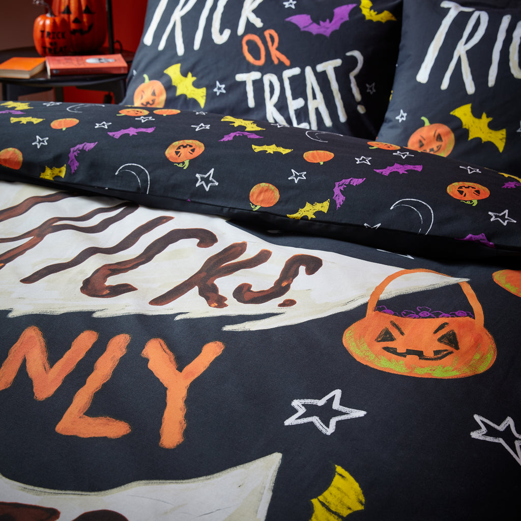 Catherine Lansfield Halloween Trick or Treat Black Duvet Set