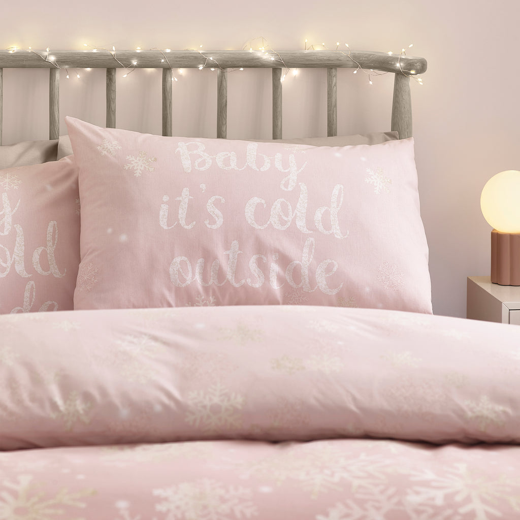 Catherine Lansfield Baby It`s Cold Outside Pink Duvet Set