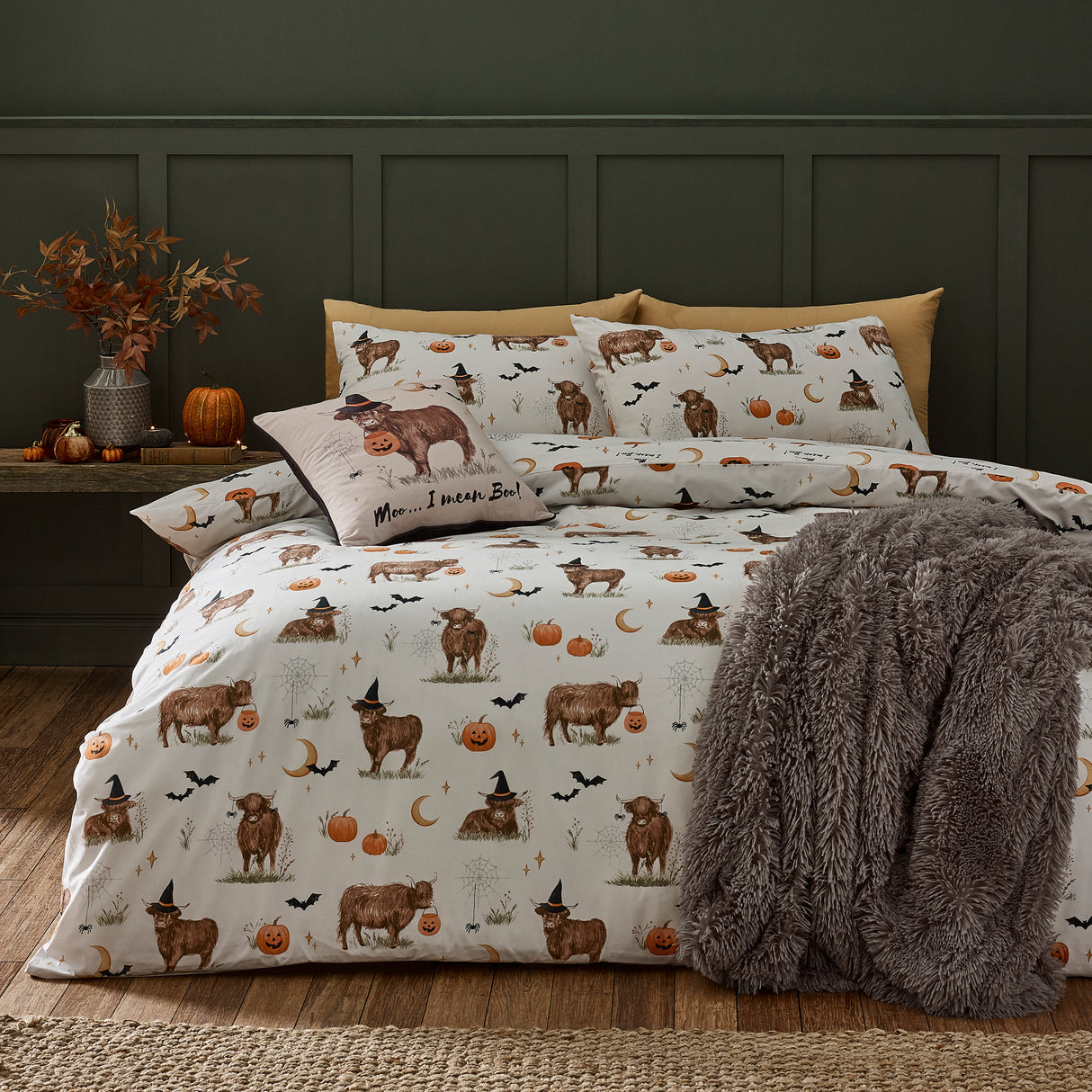 Catherine Lansfield Halloween Highland Cow Natural Duvet Set