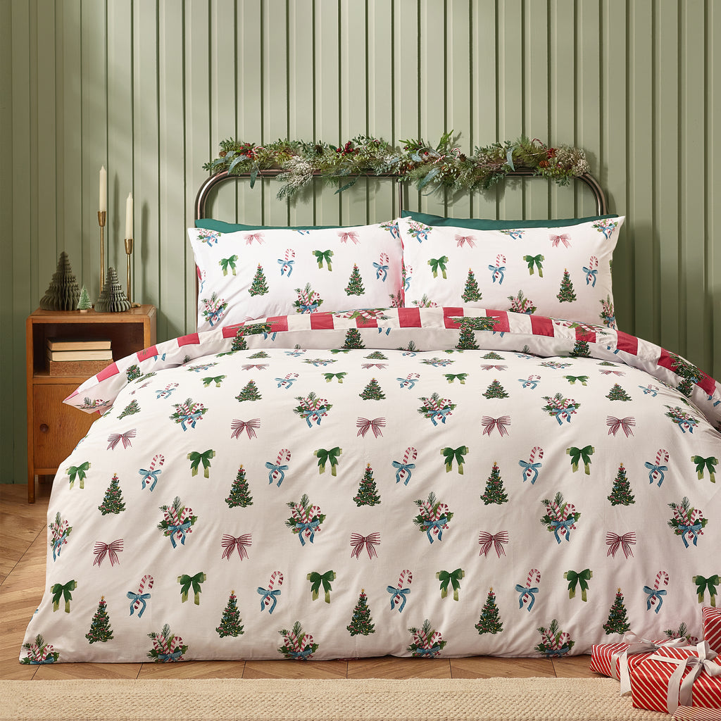 Catherine Lansfield Christmas Stripe Red Duvet Set