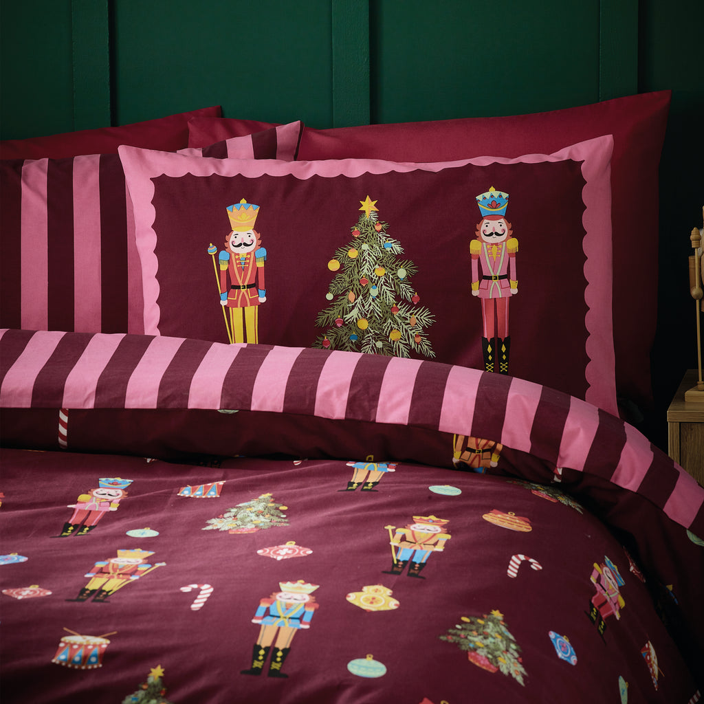 Catherine Lansfield Christmas Nutcracker Stripe Plum Duvet Set