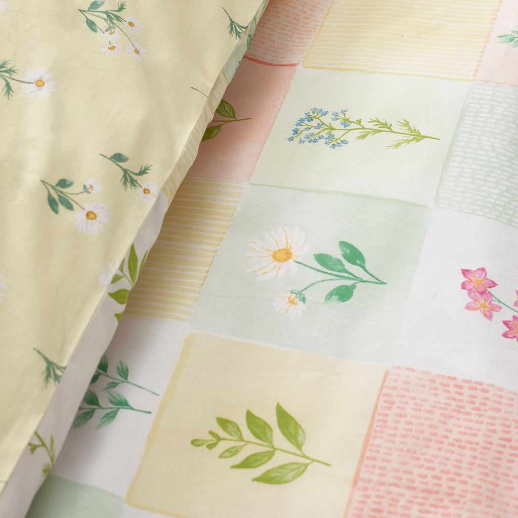 Catherine Lansfield Daisy Patchwork Yellow Duvet Set
