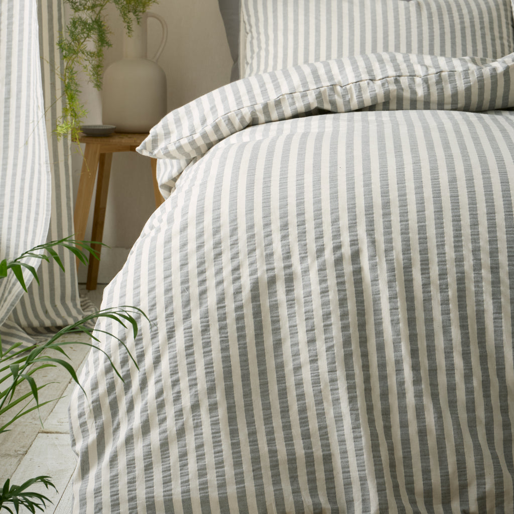 Pineapple Elephant Cotton Rich Woven Stripe Duvet Set