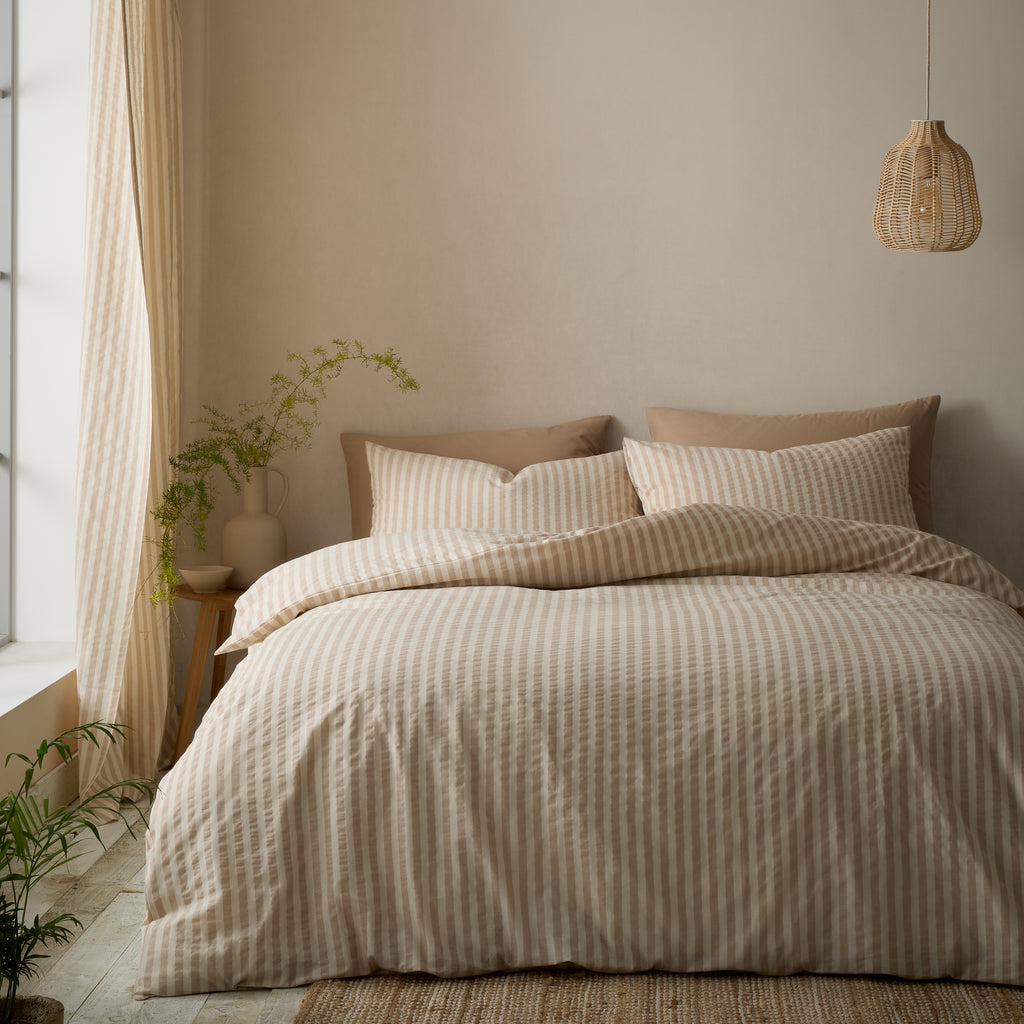 Pineapple Elephant Cotton Rich Woven Stripe Duvet Set