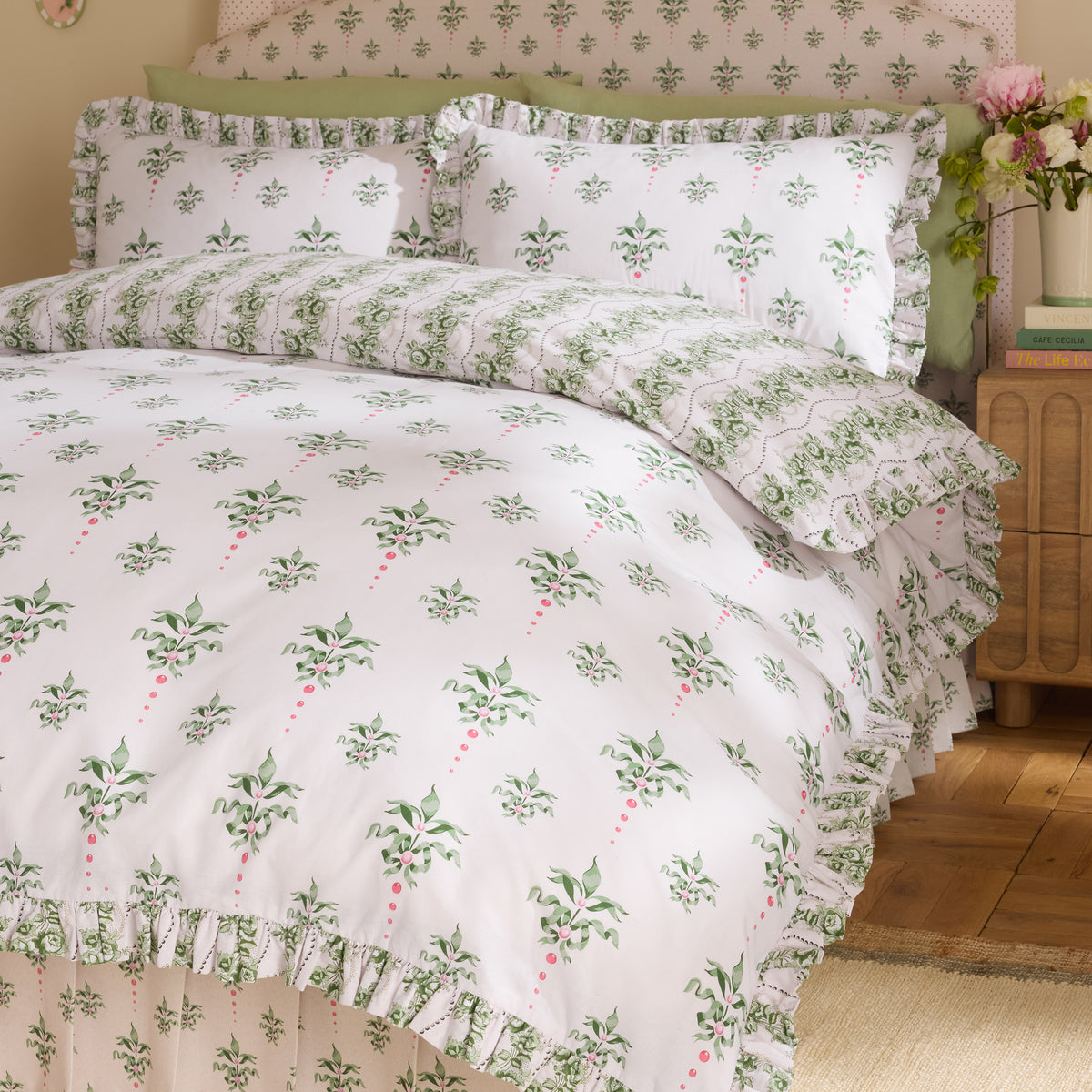 Cath Kidston Cath Crest Floral Green Duvet Set
