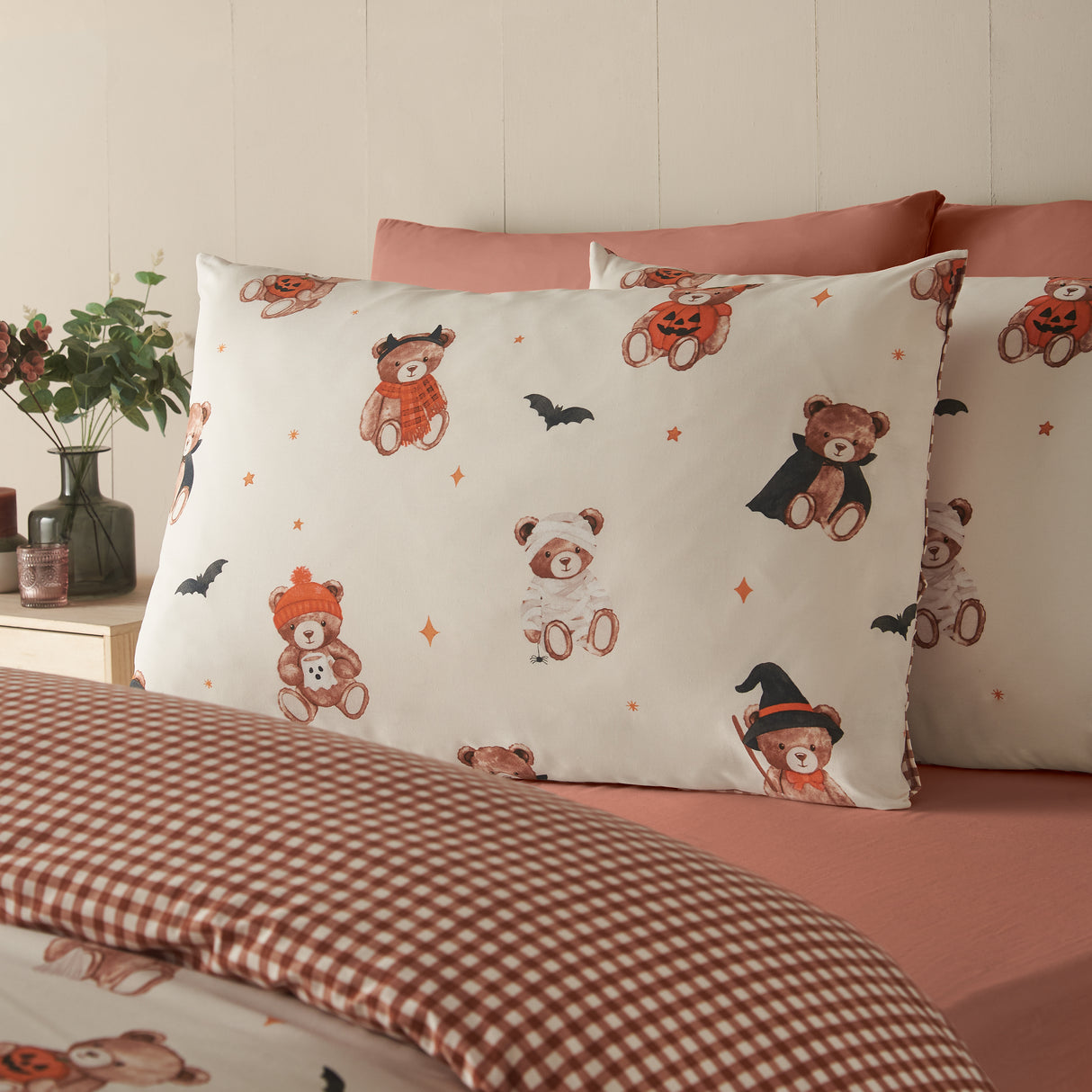 Catherine Lansfield Halloween Scare Bears Cream Duvet Set