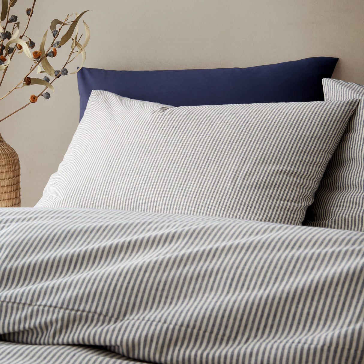 Pineapple Elephant Cotton Rich Narrow Woven Stripe Duvet Set
