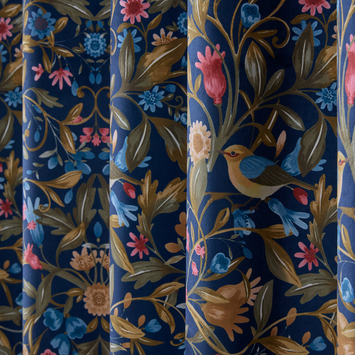 Catherine Lansfield Hedgerow Hopper Navy Eyelet Curtains