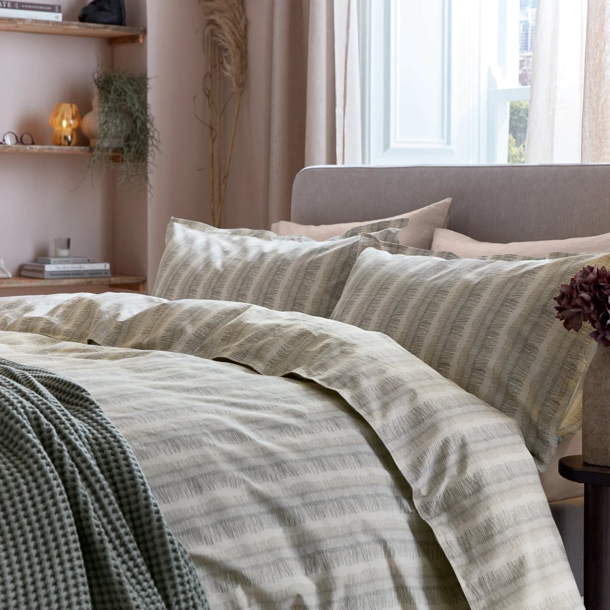 Abagail Ahern x Murmur Moya Charcoal/Canvas Cream Duvet Set