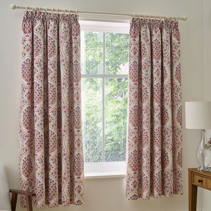 Dreams N Drapes Ashmead Berry Duvet Set