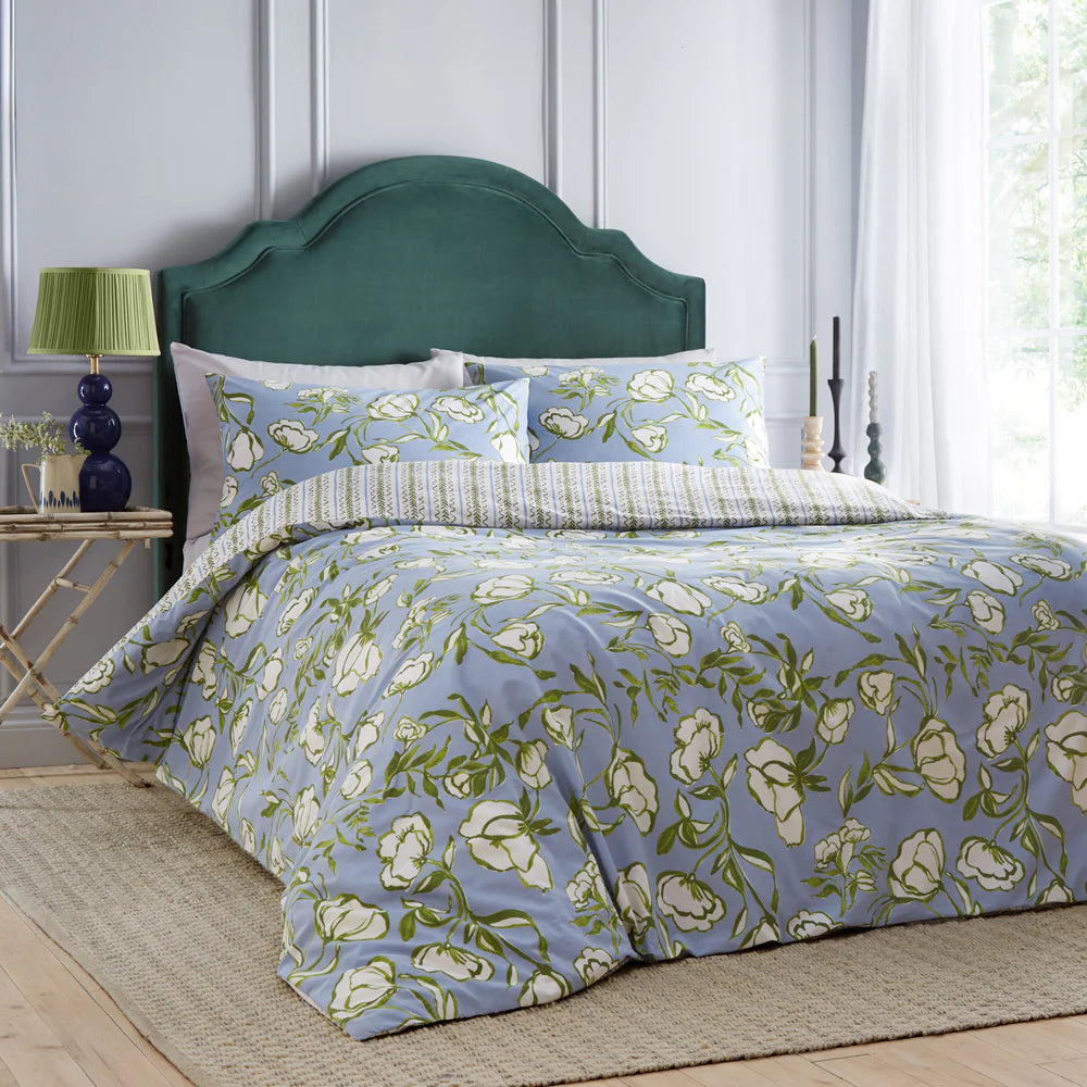 Wylder Nature Albera Floral French Blue Duvet Set