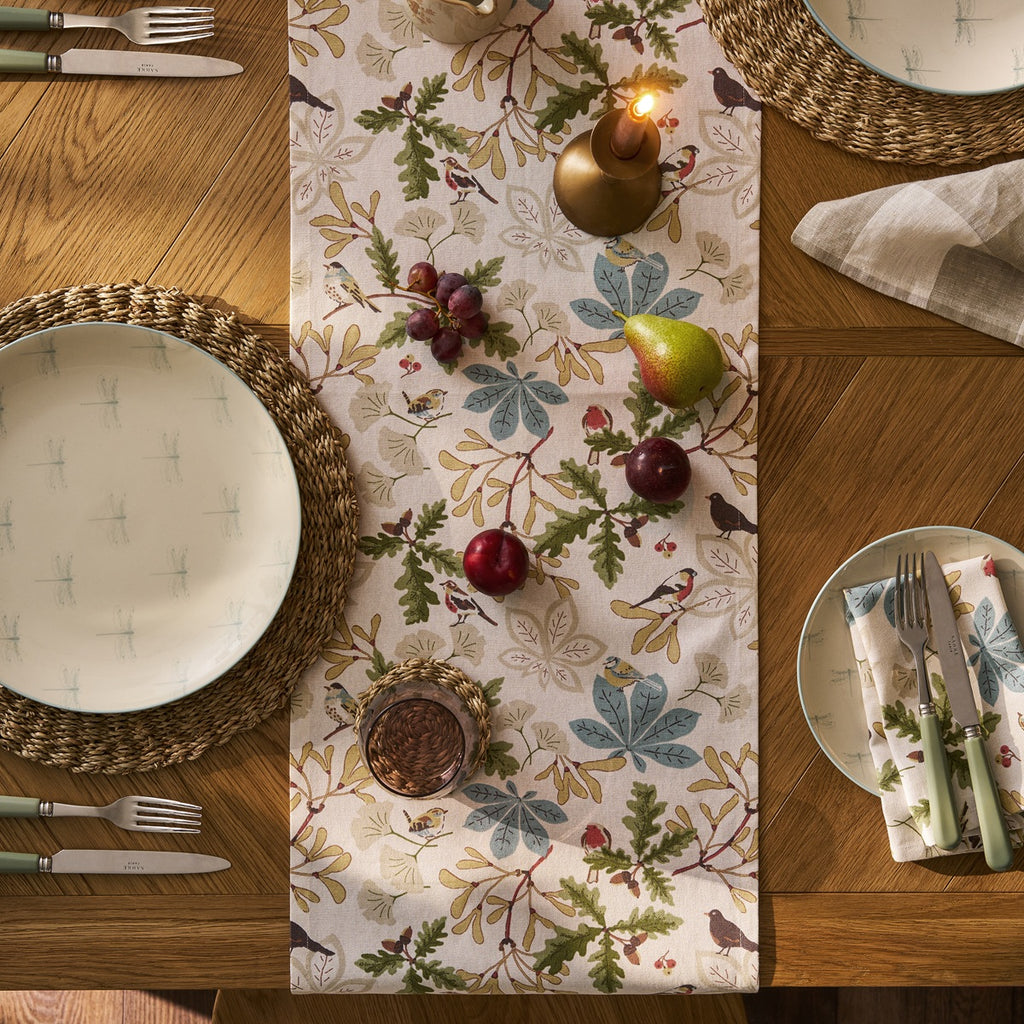 ALL142810 Sophie Allport Orchard Birds Table Runner