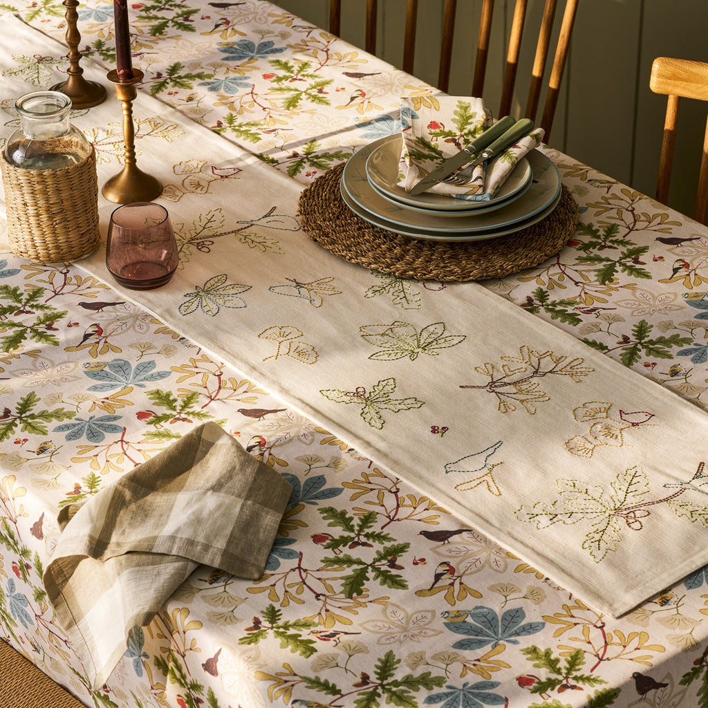 ALL142810SE Sophie Allport Orchard Birds Embroidered Table Runner