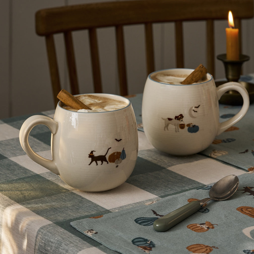 SPM144 Sophie Allport Paws & Pumpkins Stoneware Mug
