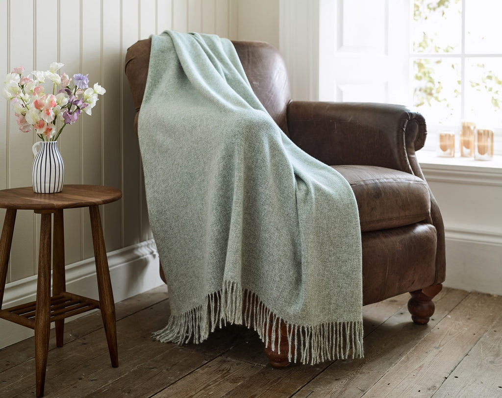 The Lyndon Company Arthington 130cm x 180cm Yarn Dyed Acrylic Throw