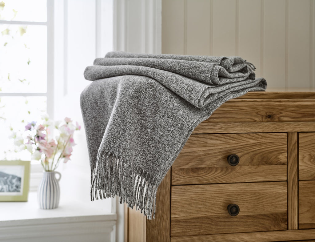 The Lyndon Company Arthington 130cm x 180cm Yarn Dyed Acrylic Throw