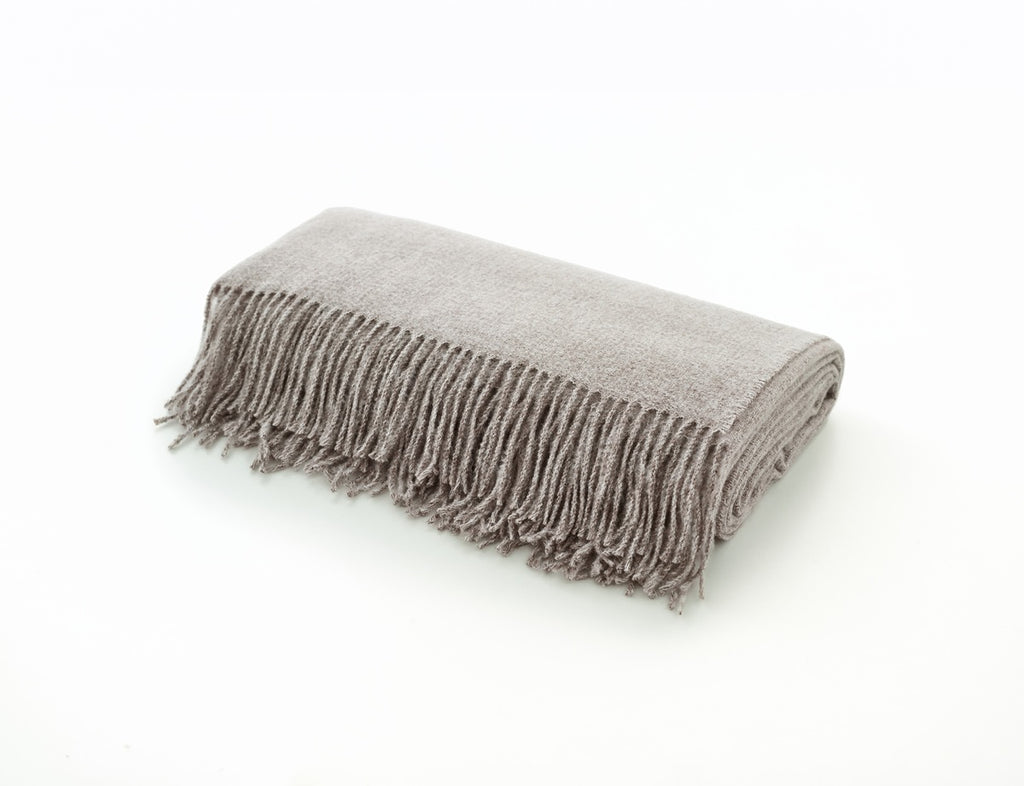 The Lyndon Company Arthington 130cm x 180cm Yarn Dyed Acrylic Throw