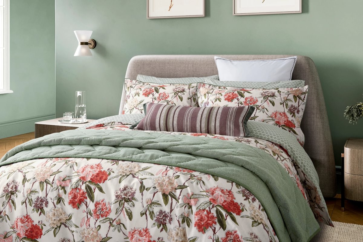 Bedeck of Belfast Elswyth Print Olive & Mulberry Duvet Set