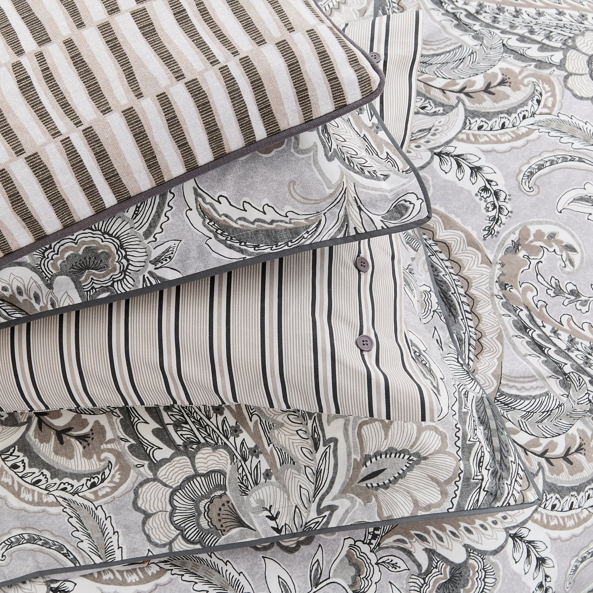 Bedeck of Belfast Kotana Charcoal & Silver Duvet Set