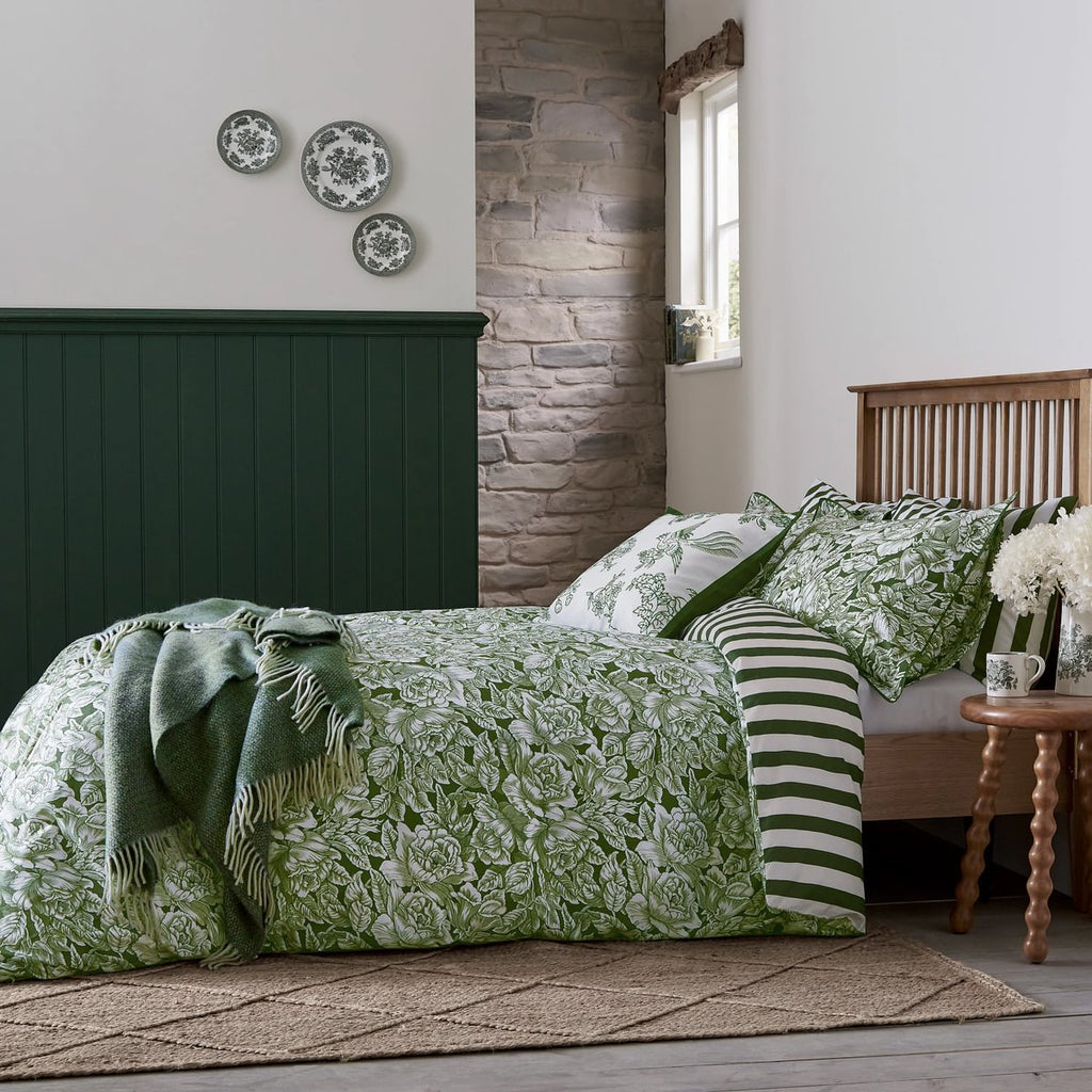 Burleigh X Bedeck of Belfast Hibiscus Green Duvet Set