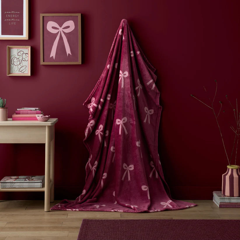 Fusion Bows 120cm x 150cm Throw