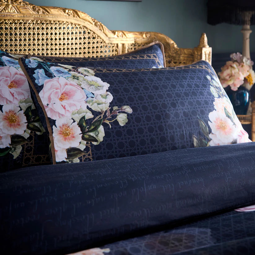 Laurence Llewelyn Bowen Bouquet List Navy Duvet Set