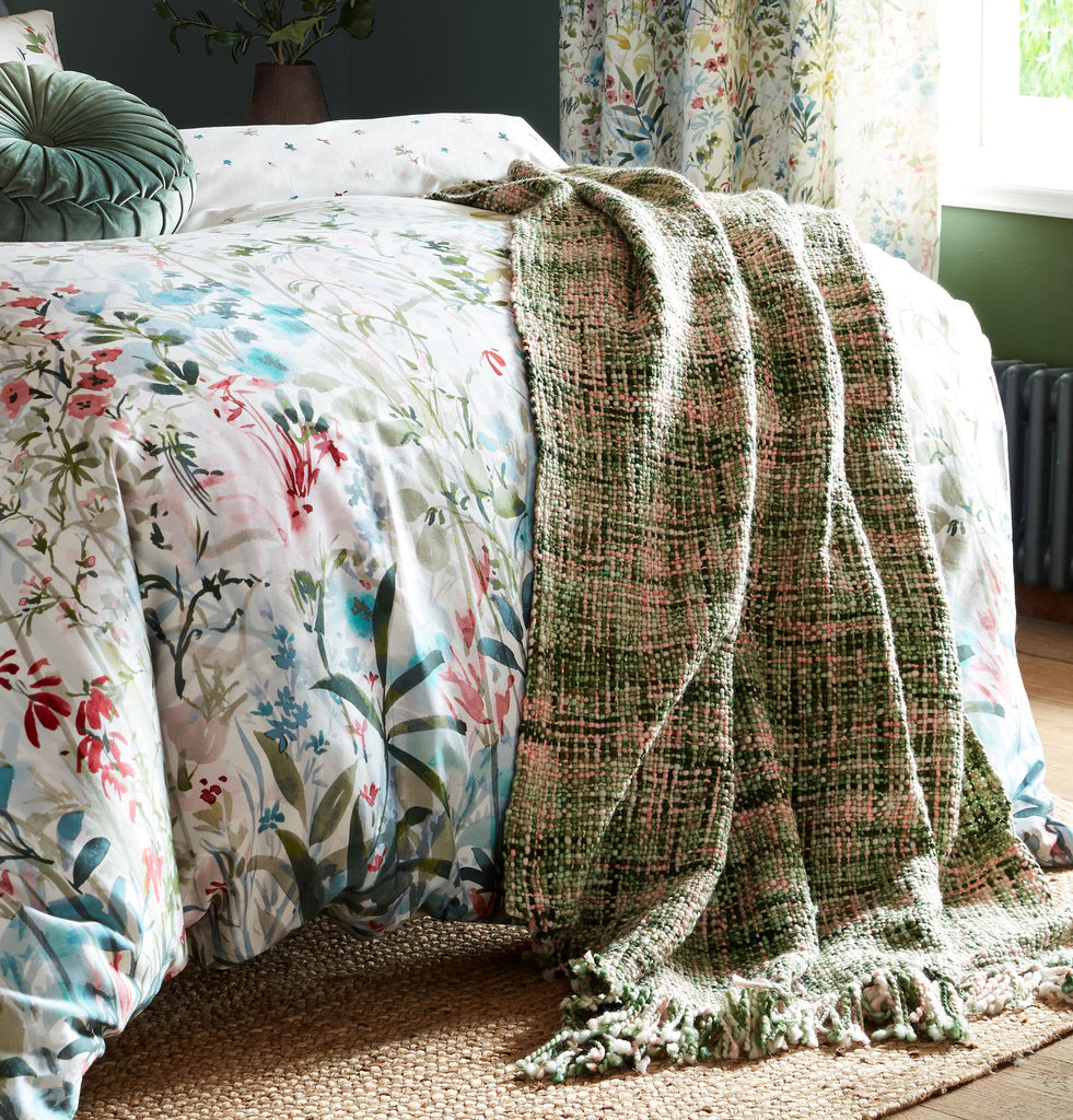 Laura Ashley Brydie 130cm x 170cm Throw