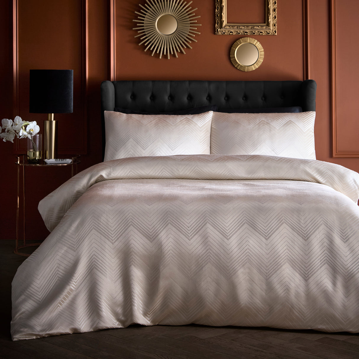 Laurence Llewelyn Bowen Cocktail Duvet Set