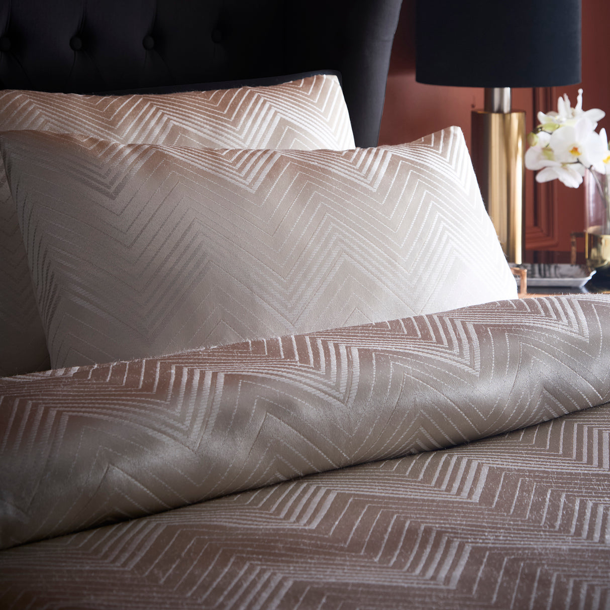 Laurence Llewelyn Bowen Cocktail Duvet Set