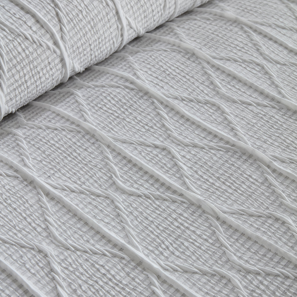 Serene Crinkle Stripe White Duvet Set